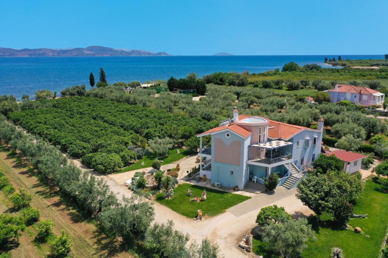 Beachfront Villa Samantha'S Paradise Kivérion Exteriér fotografie